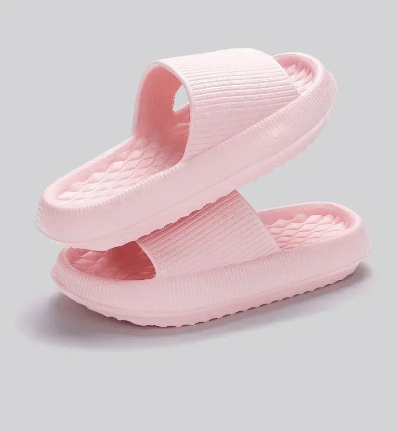 Chinelo Nuvem Antiderrapante